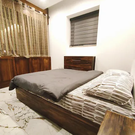 Charming In Historic Malta Apartment
